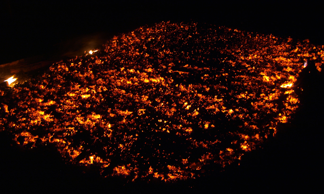 feuerlauf-glut_galweb title=